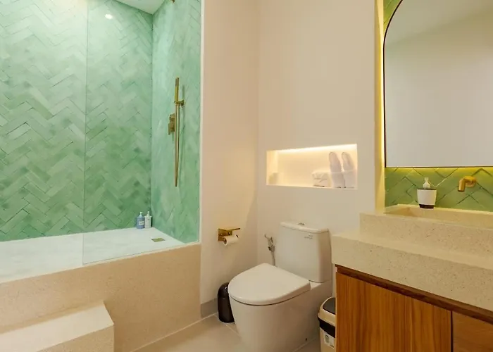Playa 14 - Brand New 2br Designer * Canggu (Bali)